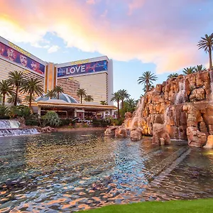 The Mirage Курортный комплекс